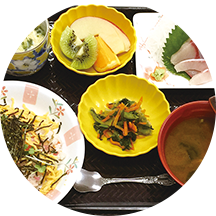1.彩り豊かなお食事 Meal of rich color